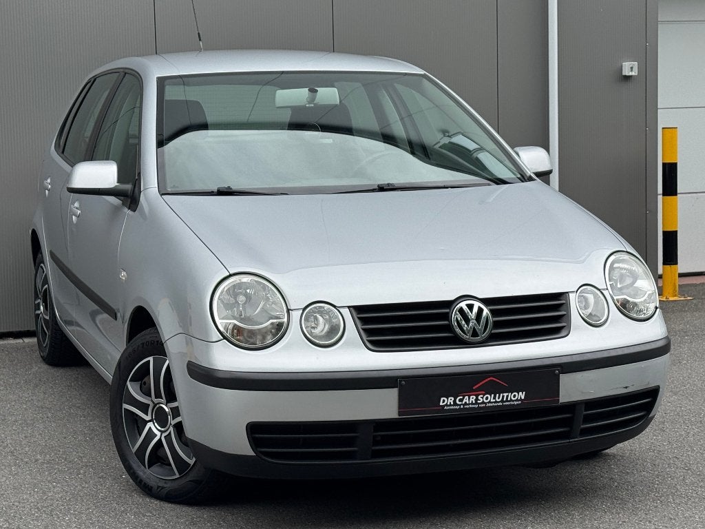 Vw Polo 9N 1.4i automaat airco apple carplay camera 110Dkm, Auto's, Stof, https://public.car-pass.be/vhr/28b70593-783e-4310-b42-a0a5c10fd47c
