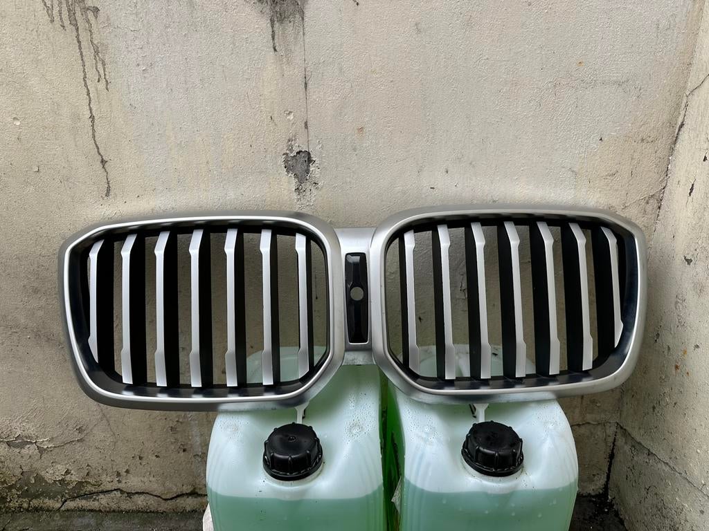 Grille de calandre BMW X3/X4 châssis G01/G02 année 2021-25, Utilisé, BMW, Avant, Enlèvement ou Envoi