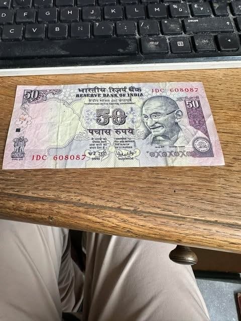 Billet de 50 roupies de la Banque de réserve de l'Inde, Enlèvement ou Envoi, Asie du Sud Est, Billets en vrac