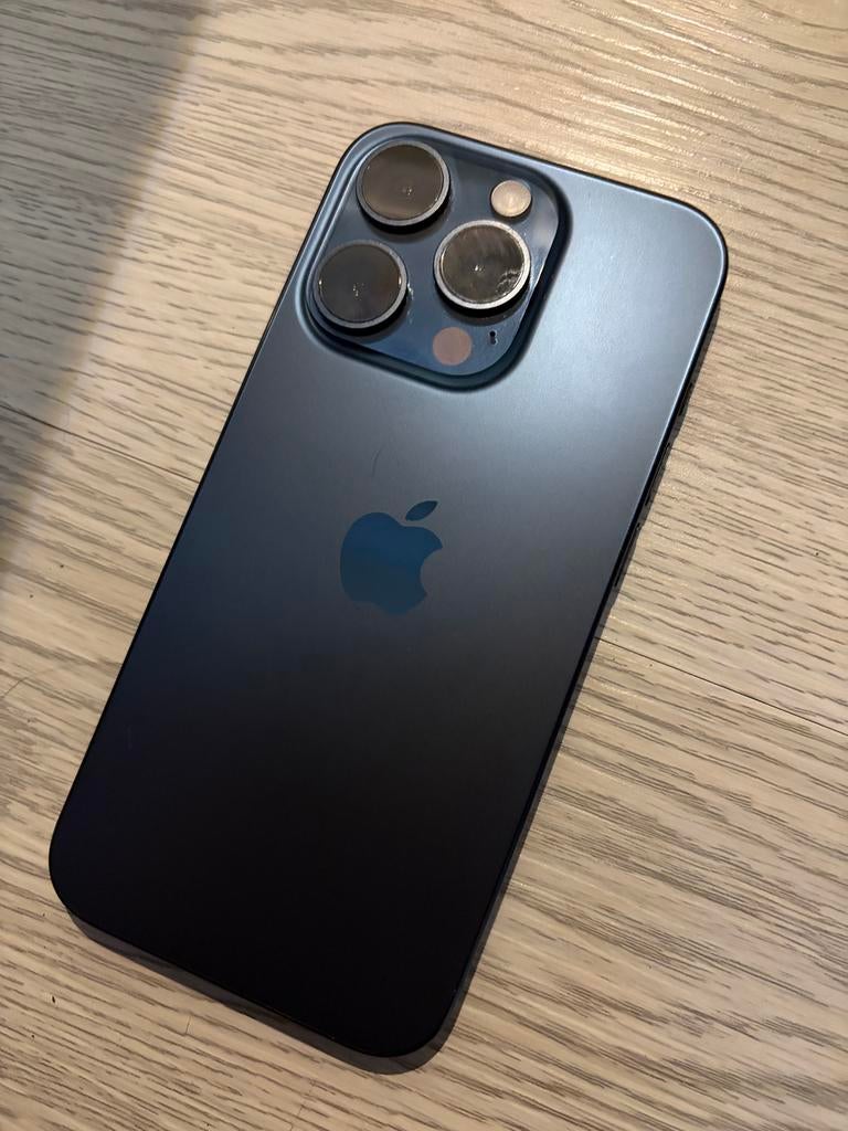 iPhone 15 Pro – 128GB ( 2 stuks), Telecommunicatie, Mobiele telefoons | Apple iPhone, Ophalen, Zo goed als nieuw, IPhone 15