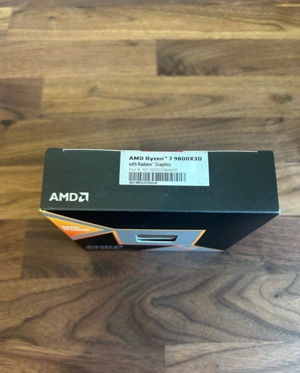 AMD Ryzen 7 9800x3d gloednieuw, Computers en Software, Nieuw, AMD Ryzen 7, 4 Ghz of meer, 8-core