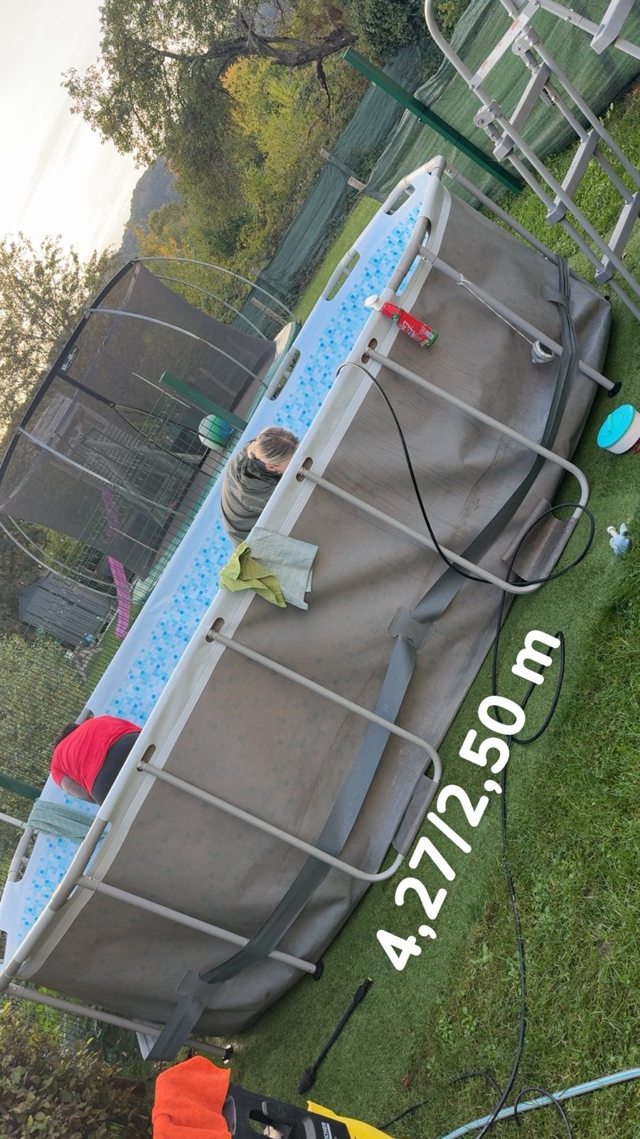 Piscine 4,27/2,50m nickel propre avec pompe (balles), Tuin en Terras, Ophalen, Zo goed als nieuw