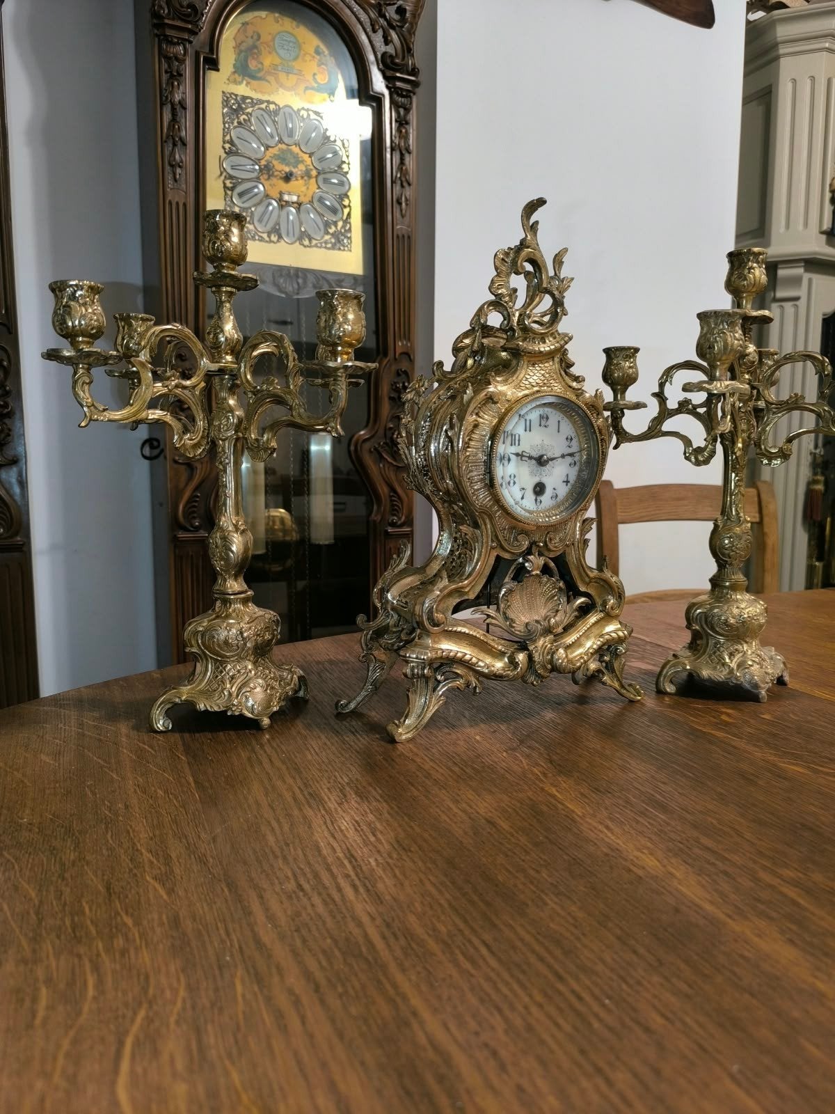 Horologe du bronze, Enlèvement ou Envoi