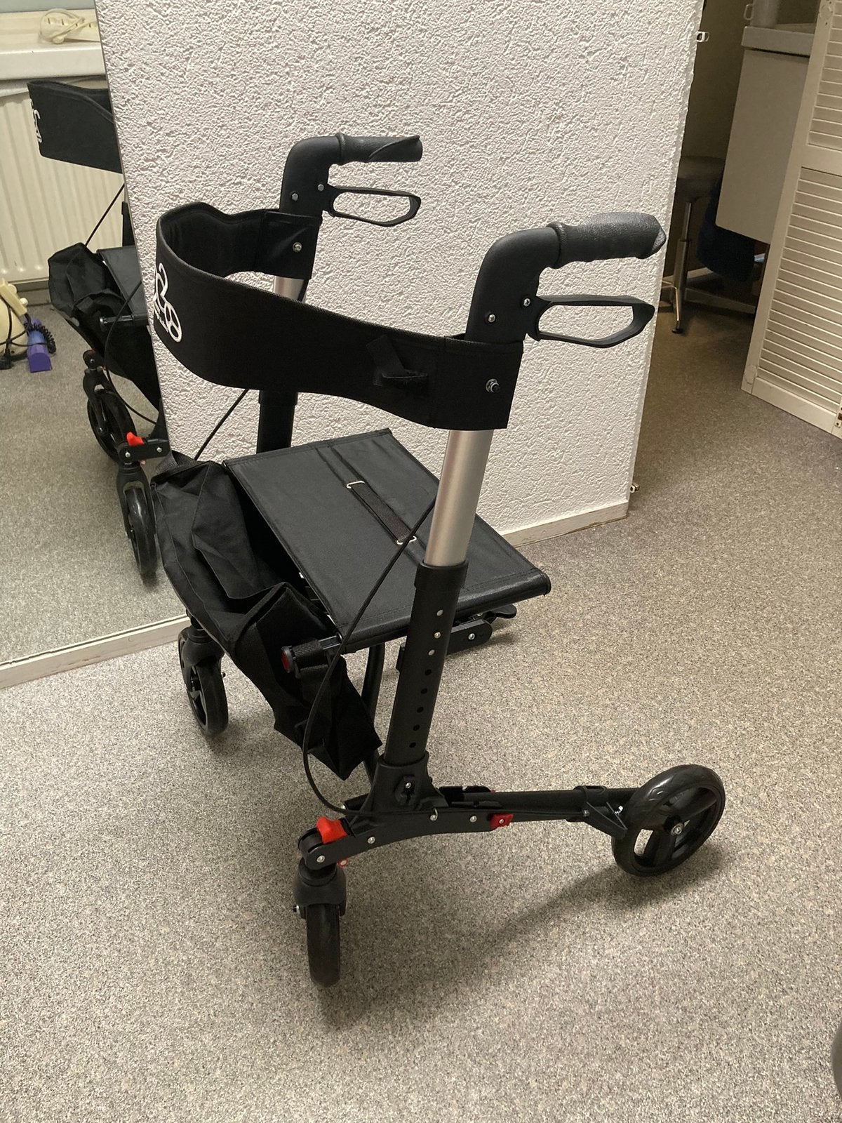 Nieuwe rollator, Ophalen, Nieuw