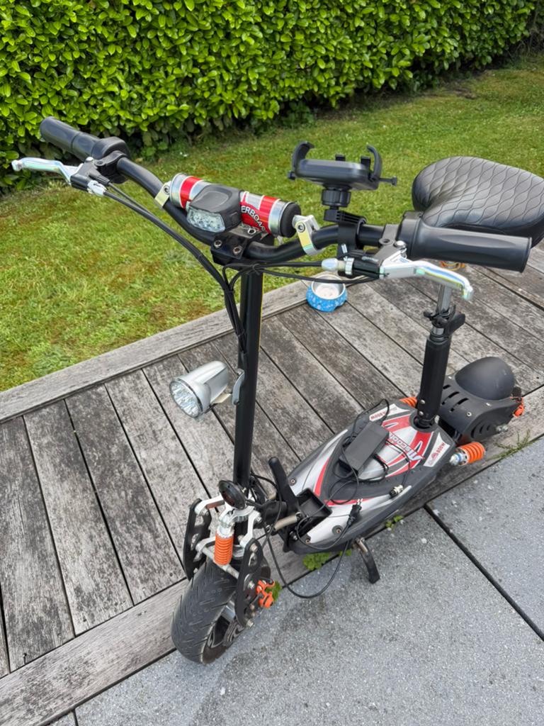 Trotinette électrique Mscooter Powerboards 800W, Enlèvement, Comme neuf