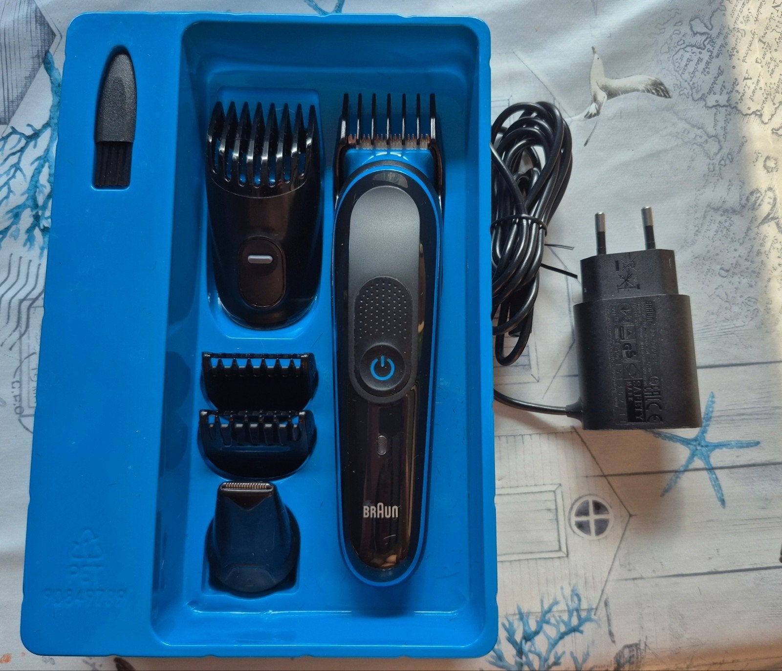 Braun Tondeuse Baardtrimmer en Haartrimmer met Opzetstukken, Bijoux, Sacs & Beauté, Beauté | Soins des cheveux, Enlèvement