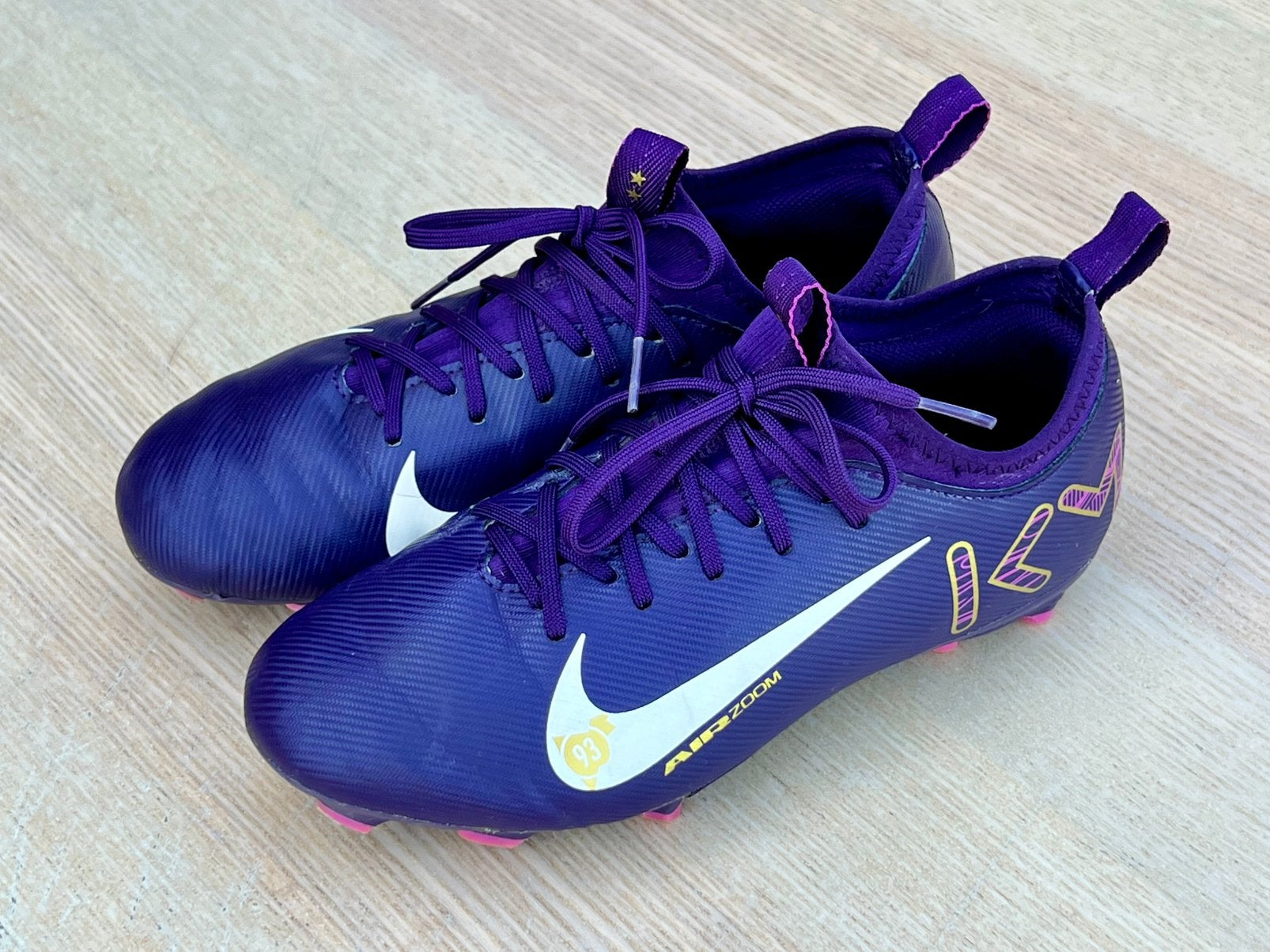 Nike Mbappe Mercurial Vapor - maat 36,5, Sport en Fitness, Ophalen, Zo goed als nieuw