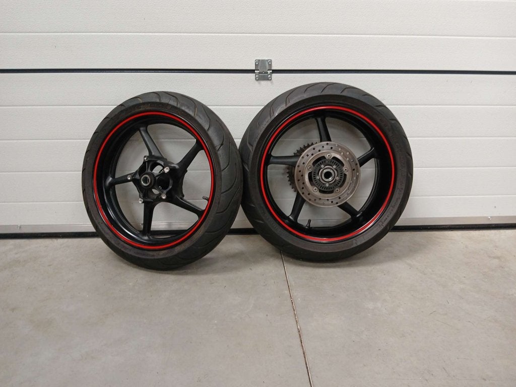 Yamaha MT10 wielen velgen bj 2016-2021, Motoren, Gebruikt, Niet ingevuld, Niet ingevuld, Ophalen