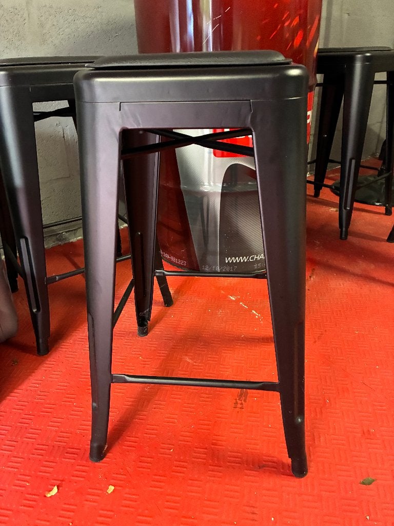 Mencave olievat en 4 krukken, Verzamelen, Ophalen, Zo goed als nieuw, Auto's