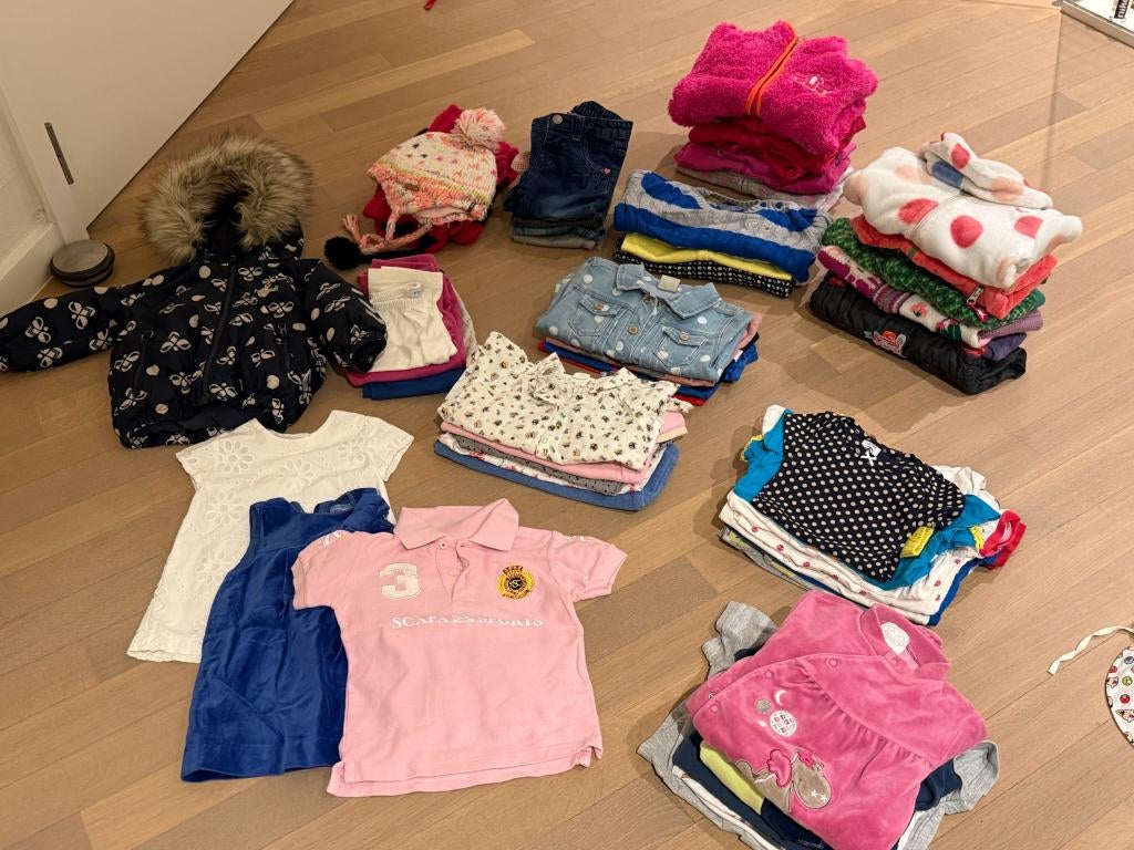 Doos met kinderkledij maat 0,5j - 1,5j met o.a merkkleding, Kinderen en Baby's, Ophalen, Zo goed als nieuw, Maat 68