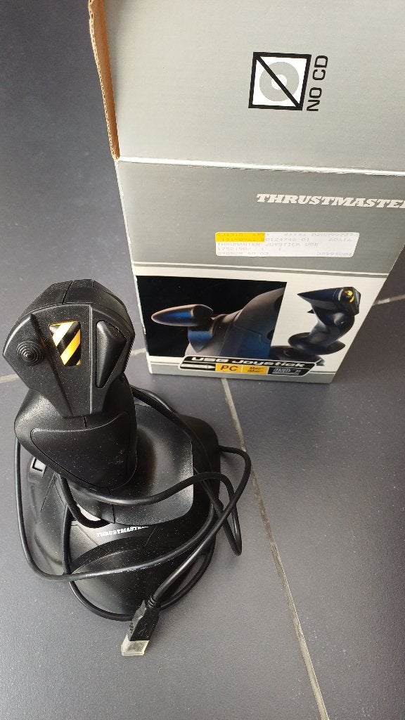 Joystick, Computers en Software, Ophalen, Zo goed als nieuw, Thrustmaster