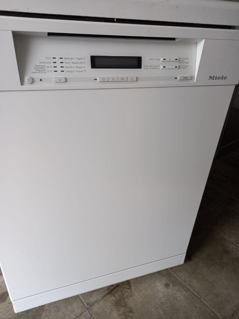 Miele A+++ vaatwasser, Elektronische apparatuur, Ophalen, Zo goed als nieuw