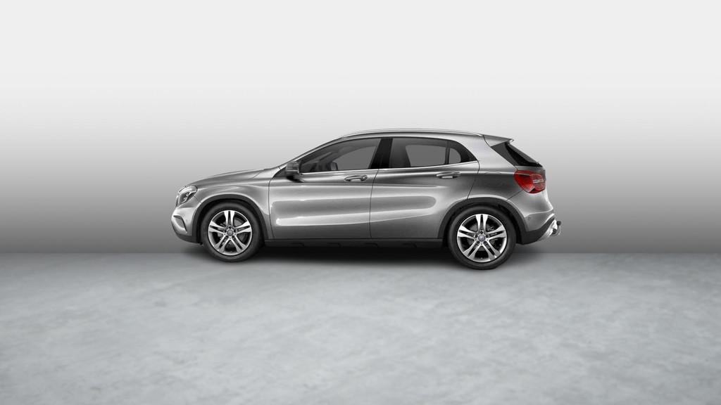 Mercedes-Benz GLA-klasse 200 Luxury Line | Achteruitrijcamer, Autos, Achat, Euro 6, Noir, 5 portes