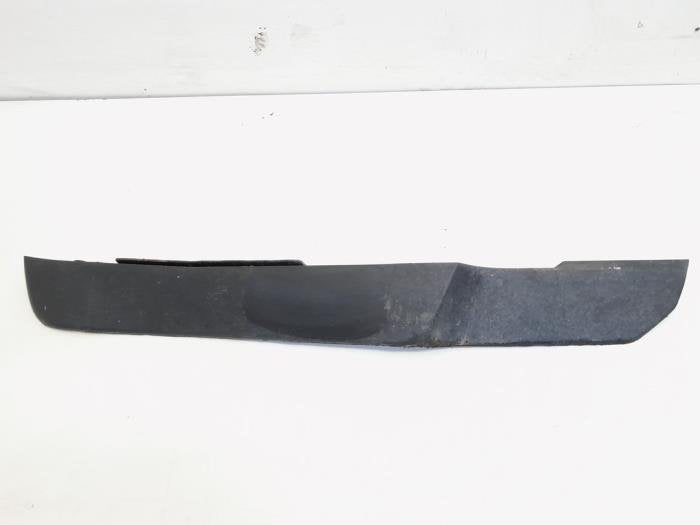 Spoiler voorbumper van een Landrover Range Rover Sport (LRC, Auto-onderdelen, Carrosserie, Land Rover, Gebruikt, 3 maanden garantie