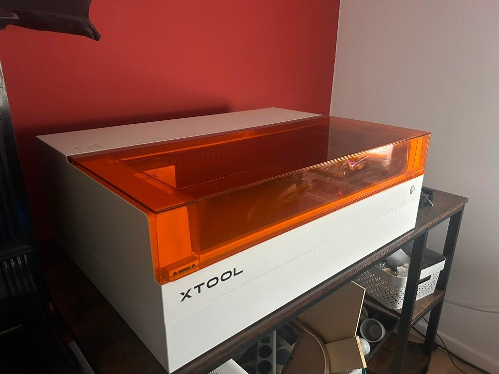 xTool S1 20W avec PACK COMPLET et nombreux matériaux, Hobby & Loisirs créatifs, Enlèvement, Utilisé
