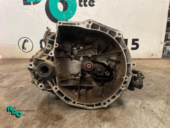 Boîte de vitesse d'un Peugeot 208 (208 12-), -, 3 mois de garantie, Utilisé, -