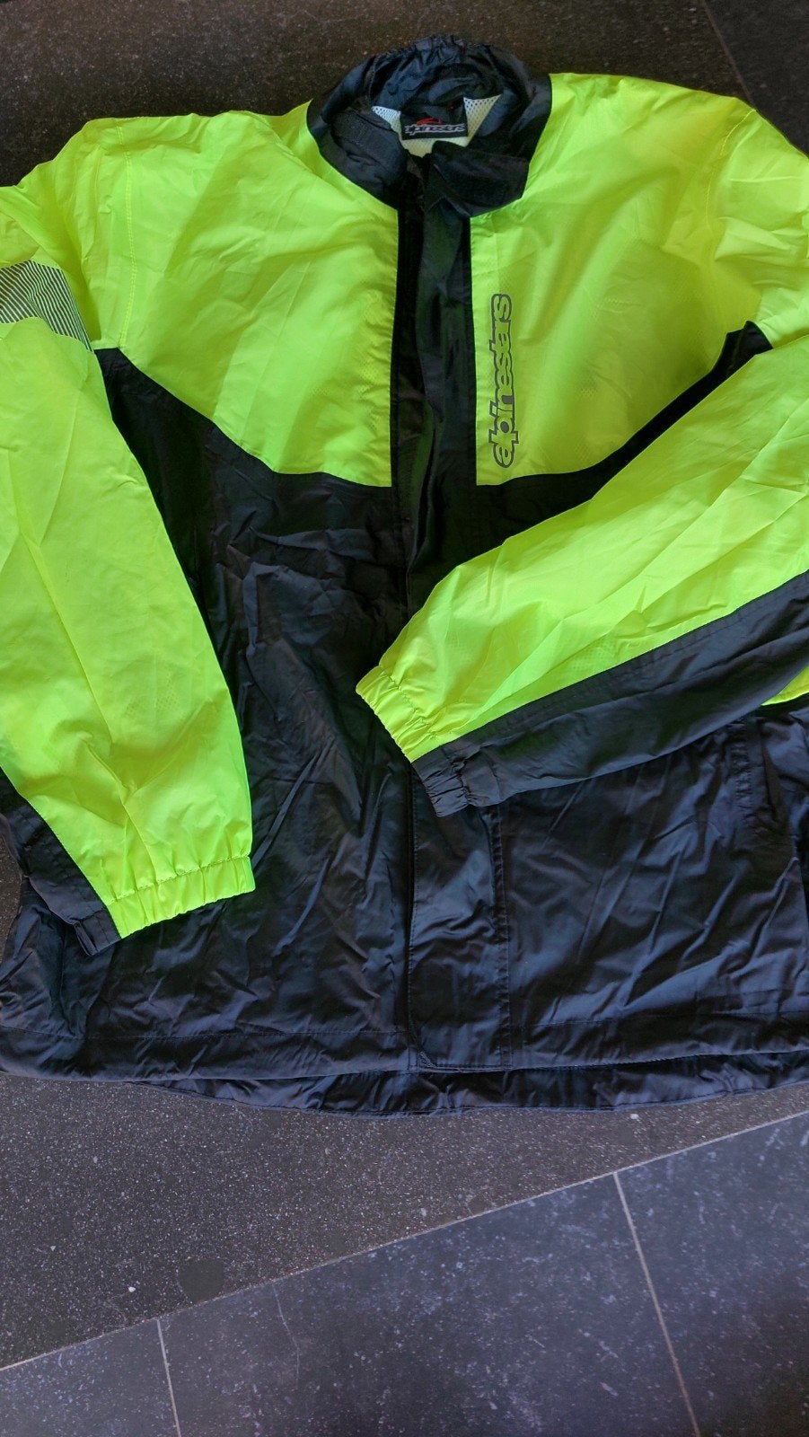 Imperméable Alpinestars, Enlèvement