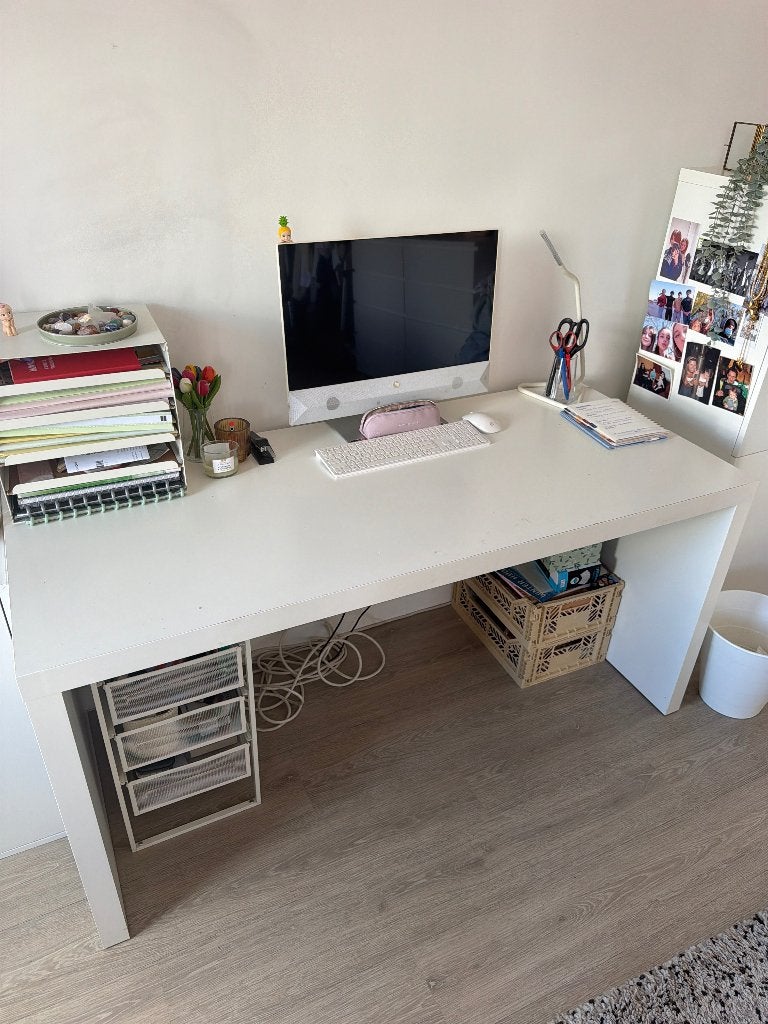 Bureau van ikea, Ophalen, Gebruikt, 150 cm, Kabelgoot