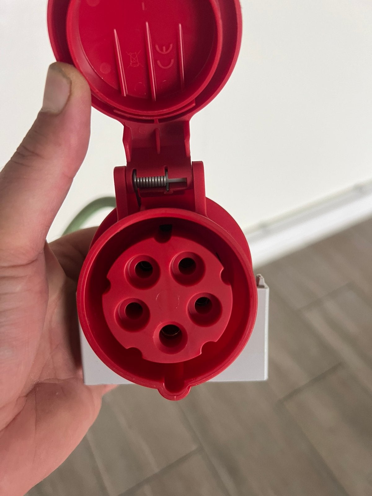 400 volt stekker, Doe-het-zelf en Bouw, Ophalen, Zo goed als nieuw, Stekker