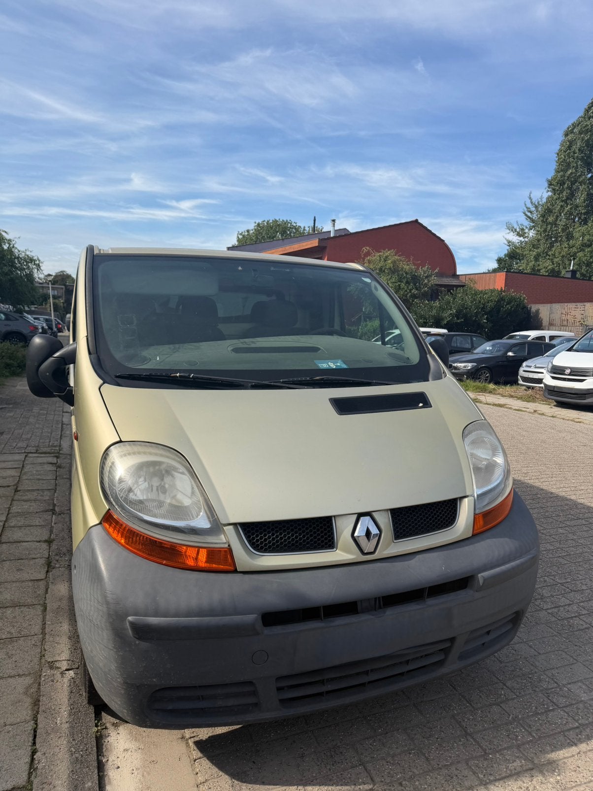 Renault traffic 2004 1.9 diesel 260.000km EXPORT, Achat, 4 portes, 3 places, Diesel