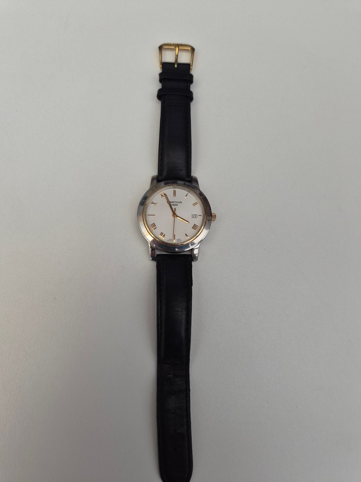 te koop, Certina  1888  horloge in perfecte staat, 110€, Autres marques, Enlèvement ou Envoi, Cuir, Comme neuf