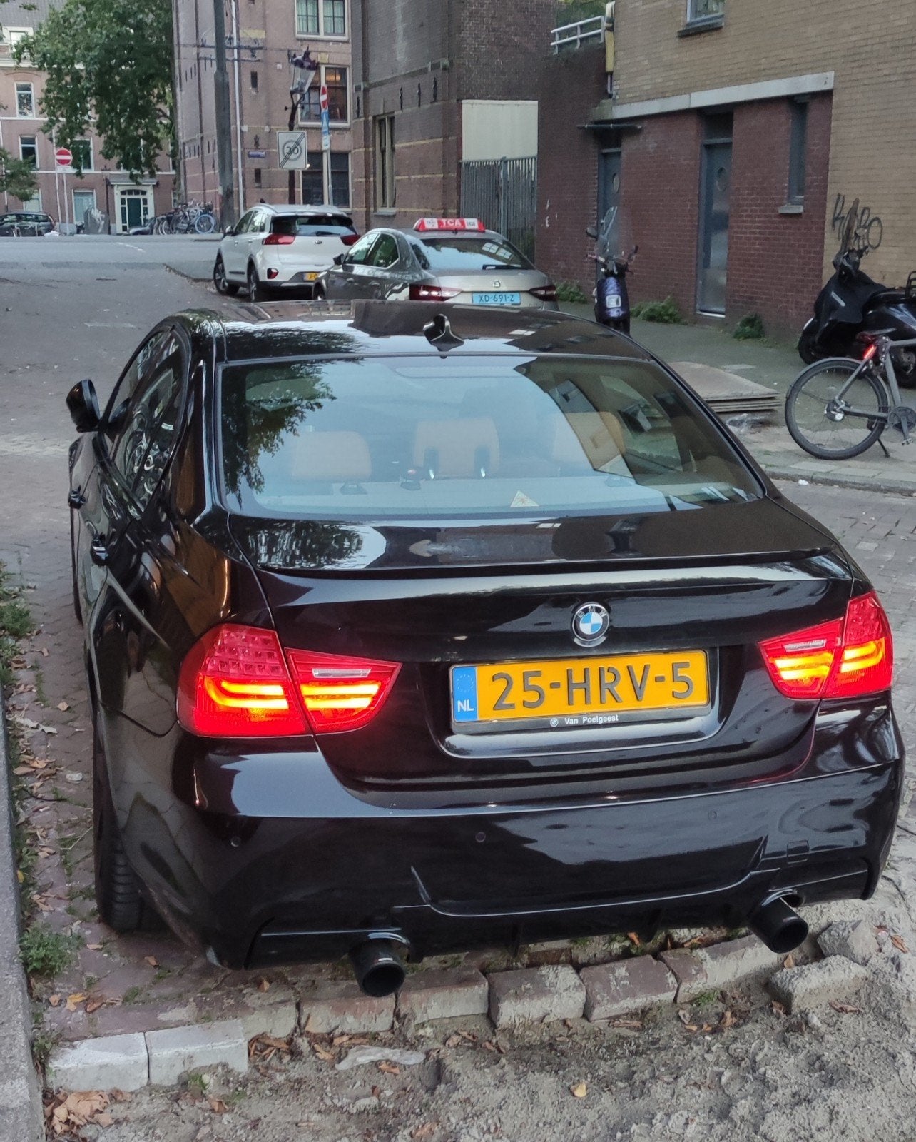 BMW 335 330 325 | LCI | M-Pakket | Vol opties | Goede staat, Auto's, Automaat, Achterwielaandrijving, Zwart, Leder