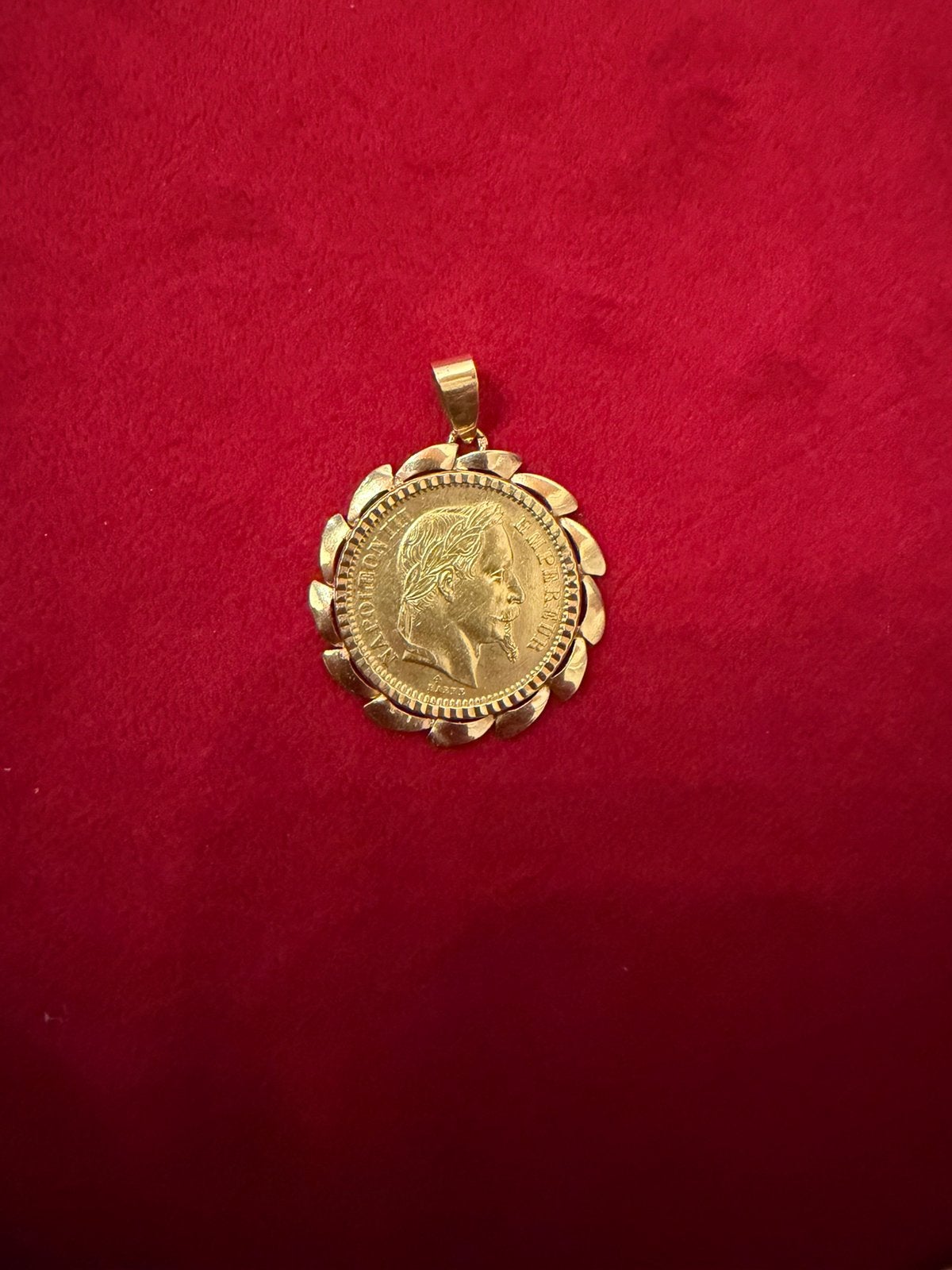 Gouden hanger, Ophalen, Zo goed als nieuw, Goud, Goud