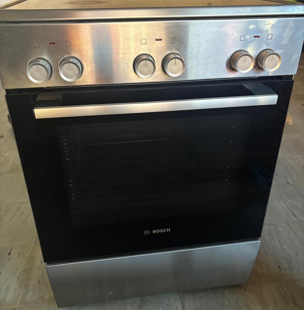 Bosch elektrische fornuis A HKA090150, Ophalen, Zo goed als nieuw