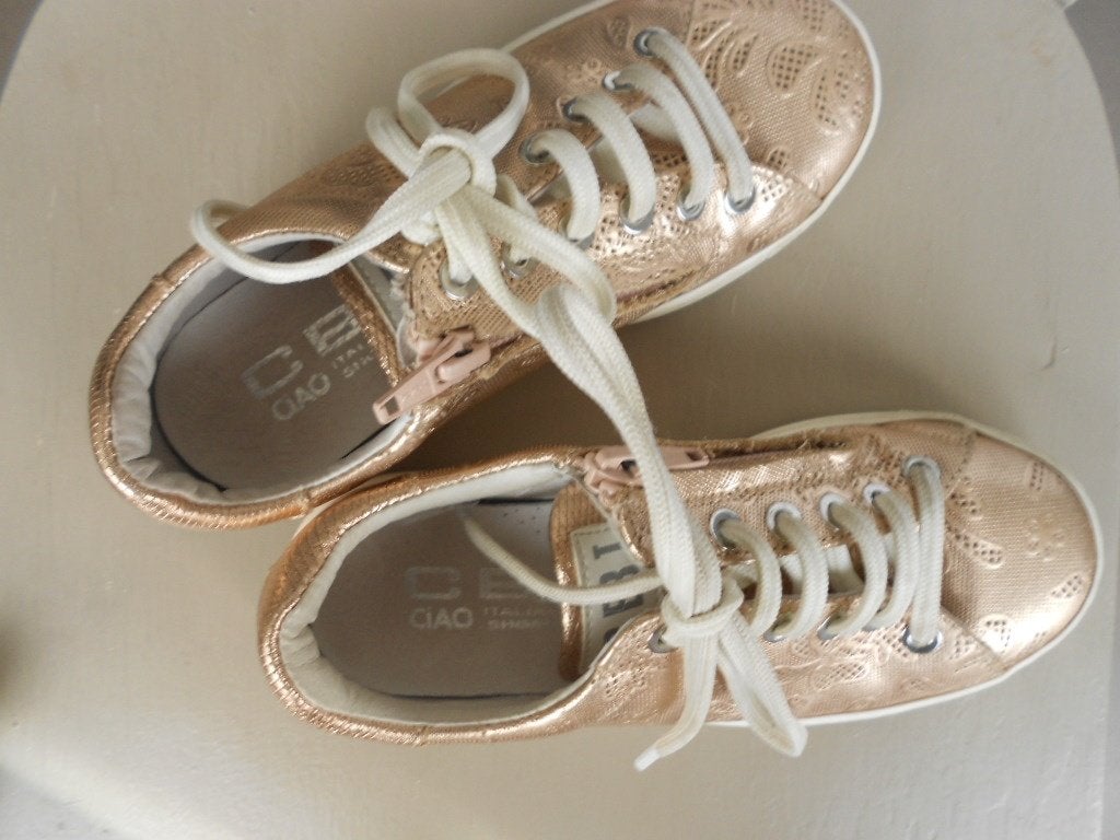 baskets pour enfants avec 31 max. 5x portées de la marque CB, Enlèvement ou Envoi, Utilisé, Chaussures de sport, CBI