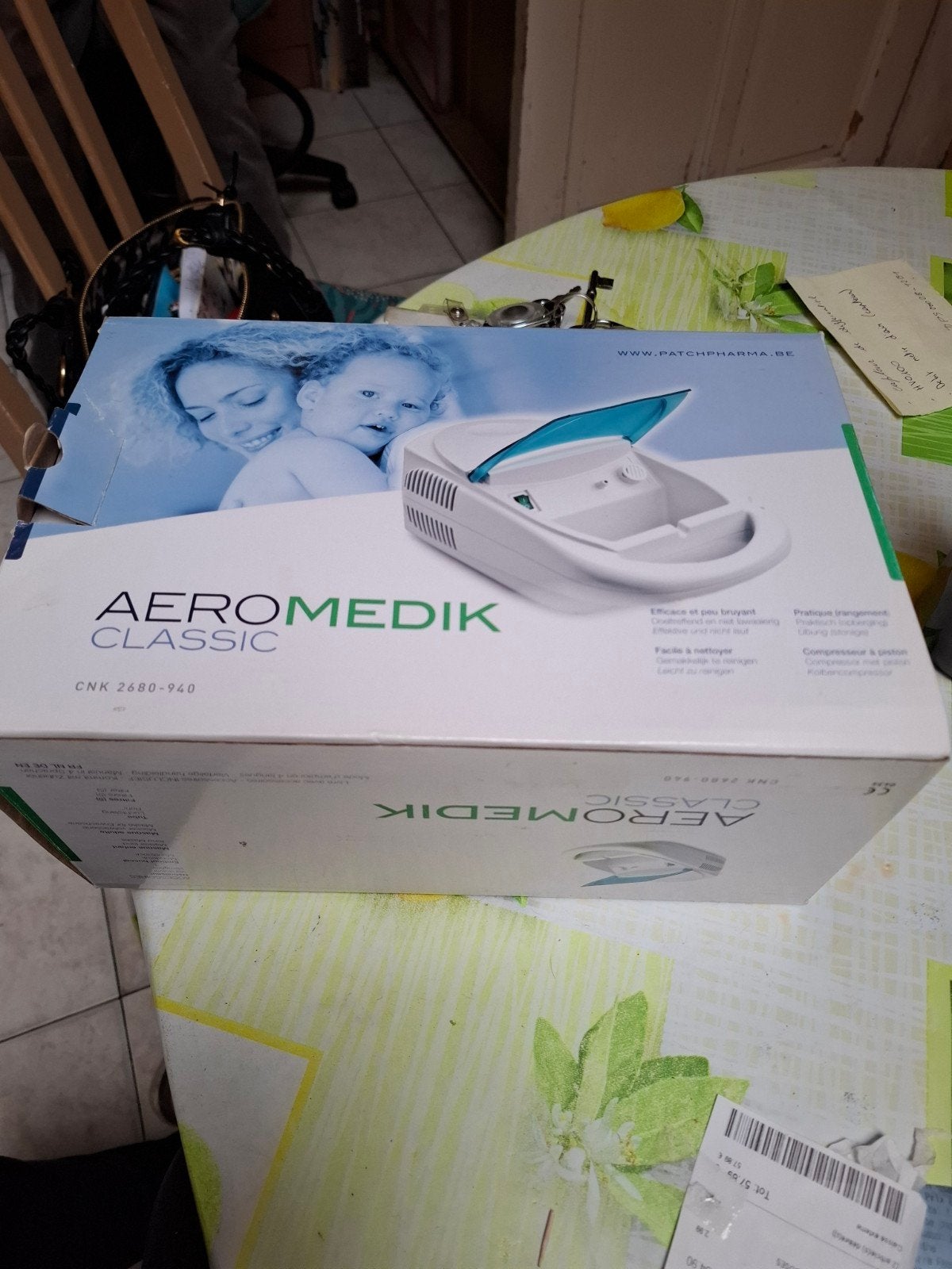 Aérosol  AEROMEDIK CLASSIC dans sa boîte d'origine, Elektronische apparatuur, Ophalen of Verzenden, Zo goed als nieuw