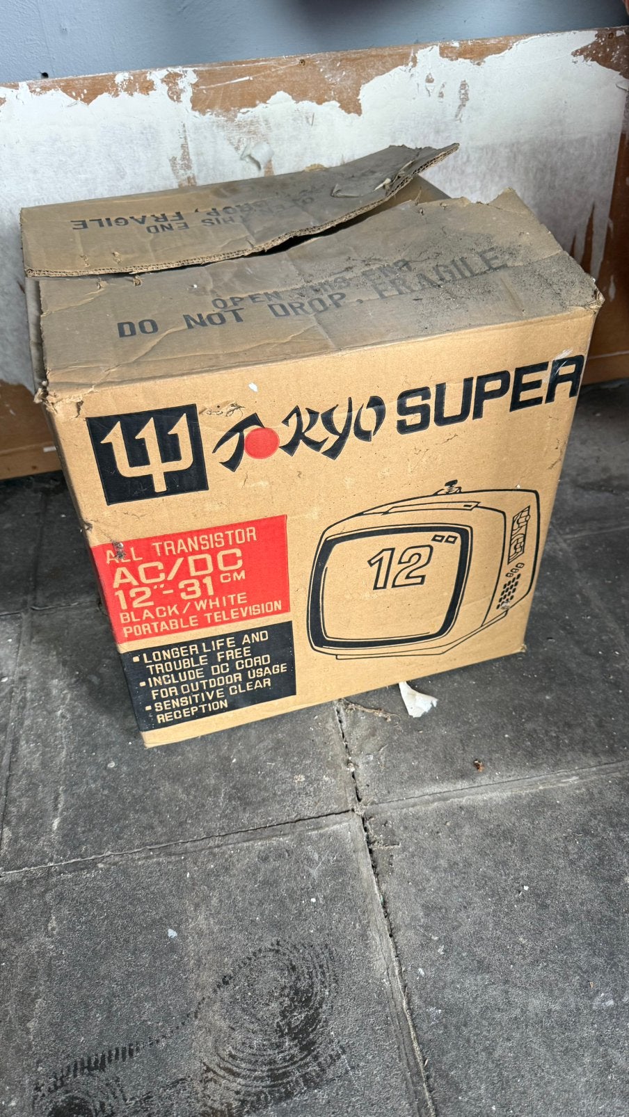 Tokyo super - transistor tv retro, Antiquités & Art, Antiquités | TV & Hi-Fi, Enlèvement