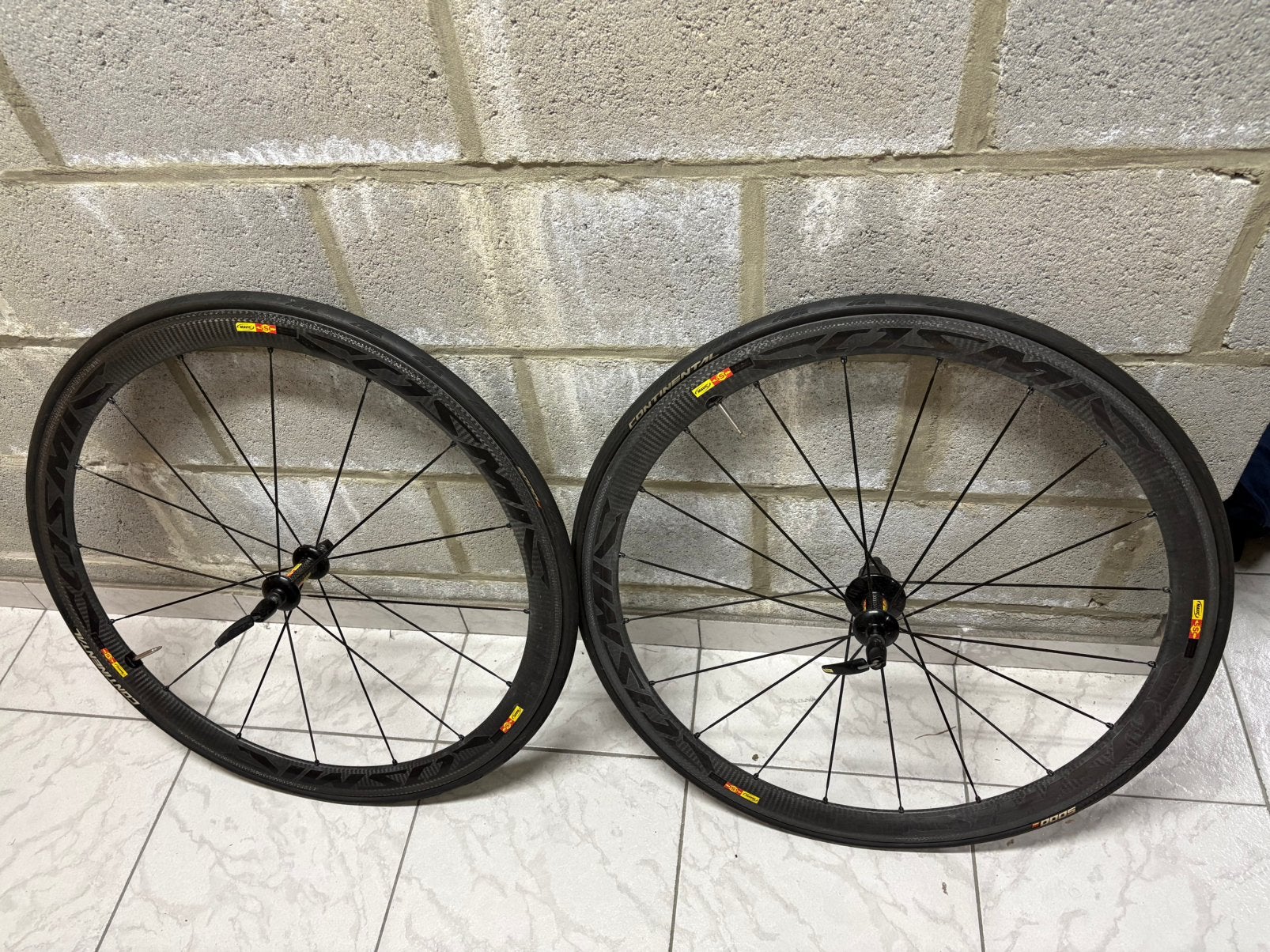 Mavic Cosmic Carbon SLS wielset Shimano 11-speed, Fietsen en Brommers, Ophalen, Racefiets, Carbon