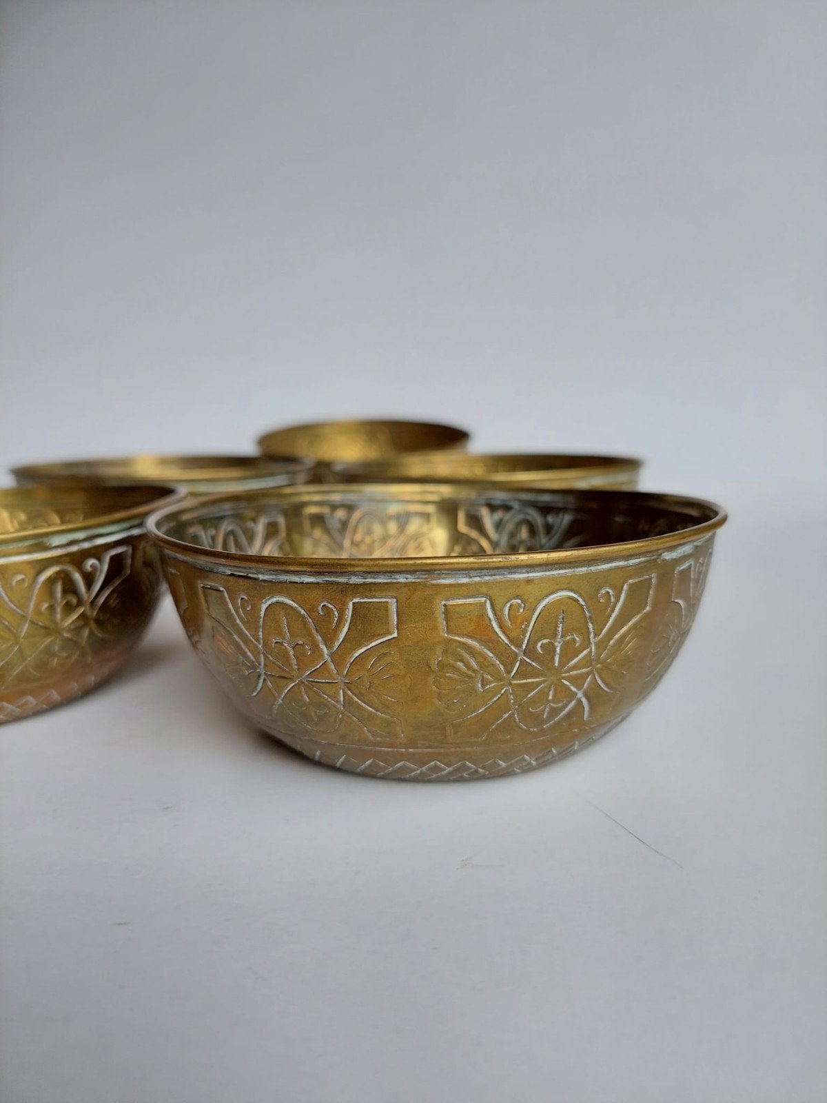 Set van 5 vintage messing Oosterse kommetjes, Ophalen