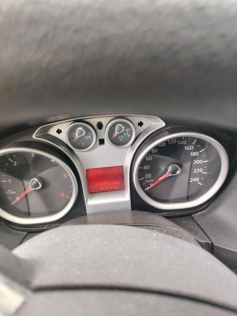 Te koop ford focus 1 8 tdci, Autos, Ford, Focus, Achat, 40 g/km, Boîte manuelle