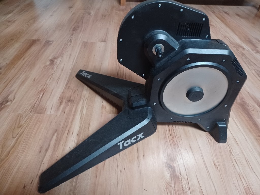 Tacx Flux 2 Smart Fietstrainer – In zeer goede staat, Sports & Fitness, Cyclisme, Enlèvement, Comme neuf