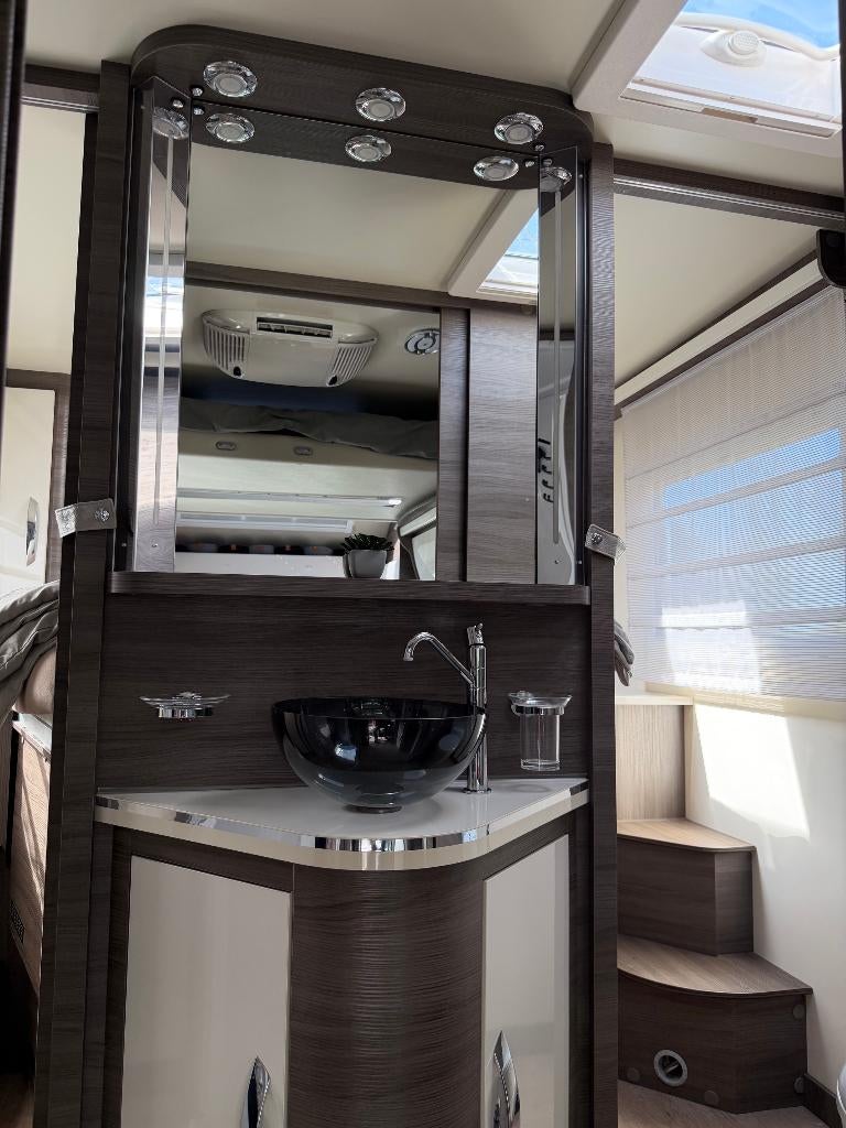 McLouis Mc Louis Carat 480G UNIEK! +  DAK AIRCO FULL OPTION, Caravans en Kamperen, Mobilhomes, Ringverwarming, Particulier, Caméra de recul