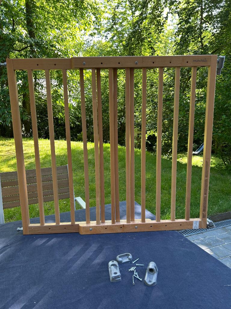 Barrière sécurité munchkin, Enfants & Bébés, Barrière de sécurité, 100 à 115 cm, Comme neuf, Enlèvement