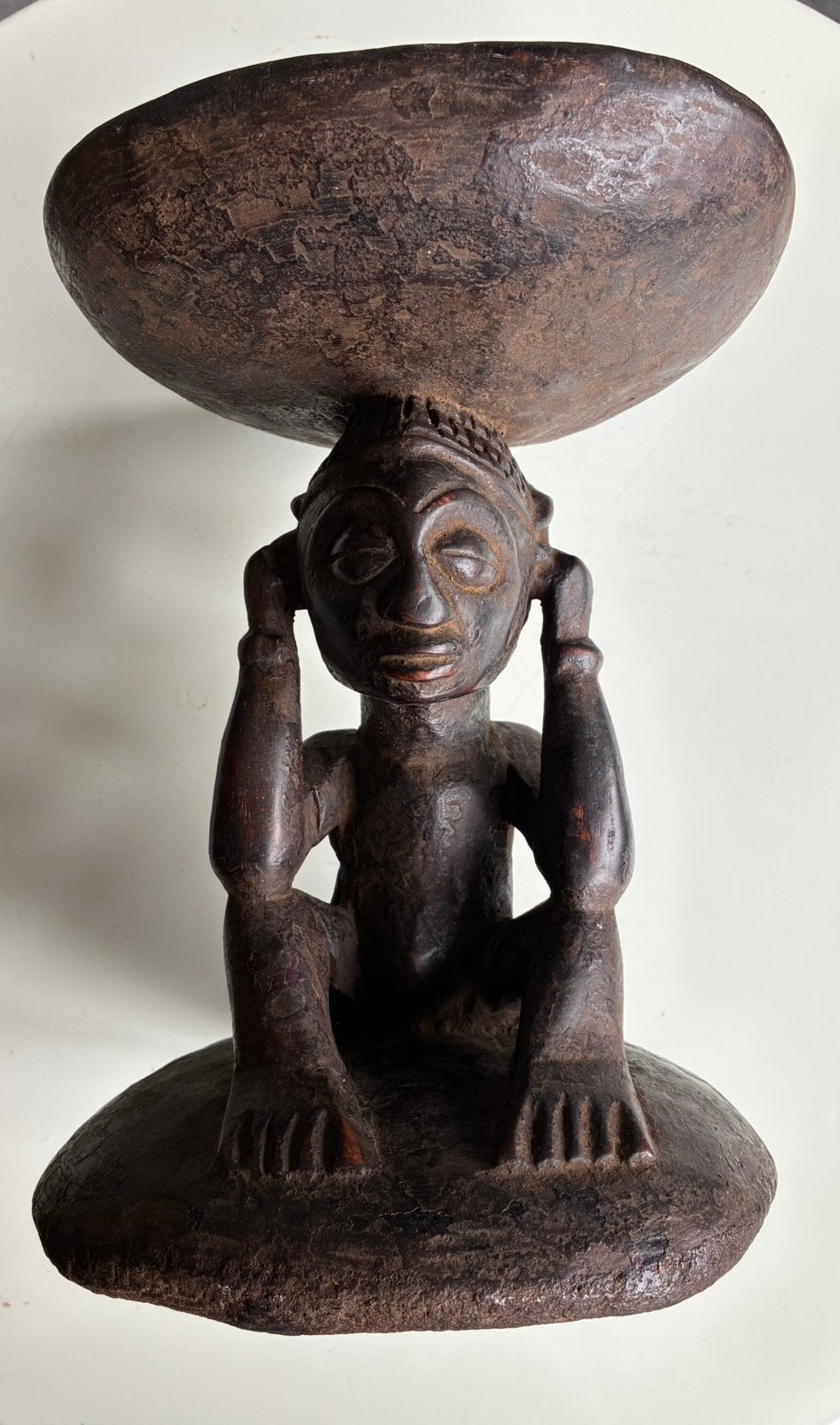 Afrikaanse kruk van massief hout — handgemaakt en decoratief, Ophalen