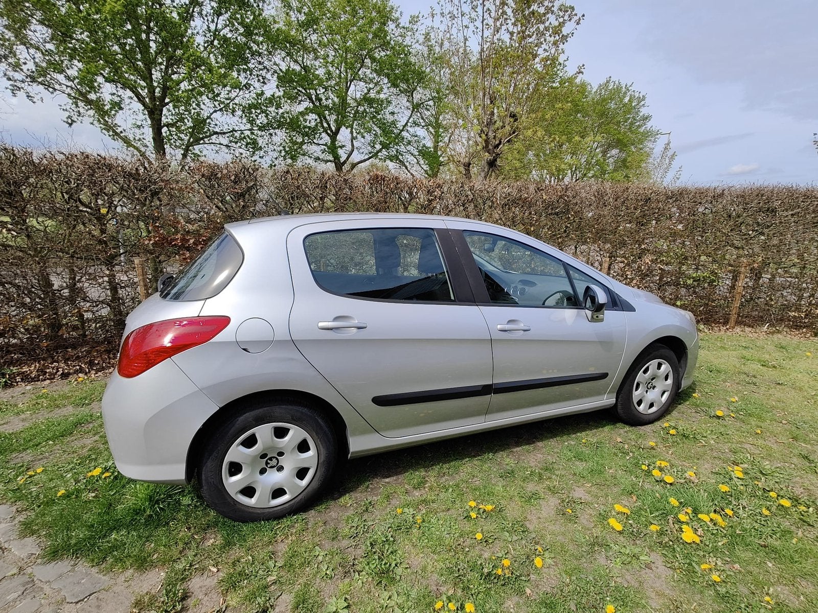 Goed onderhouden Peugeot 308!!!, Autos, Argent ou Gris, Achat, Boîte manuelle, Noir