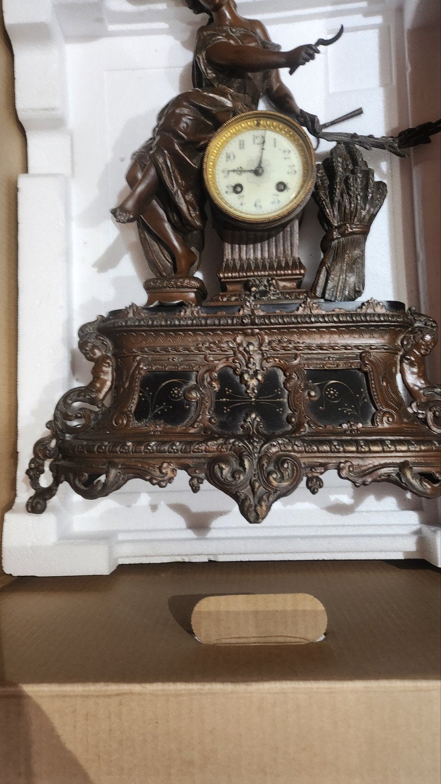 horloge de cheminée avec 2chandelier, Antiquités & Art, Enlèvement