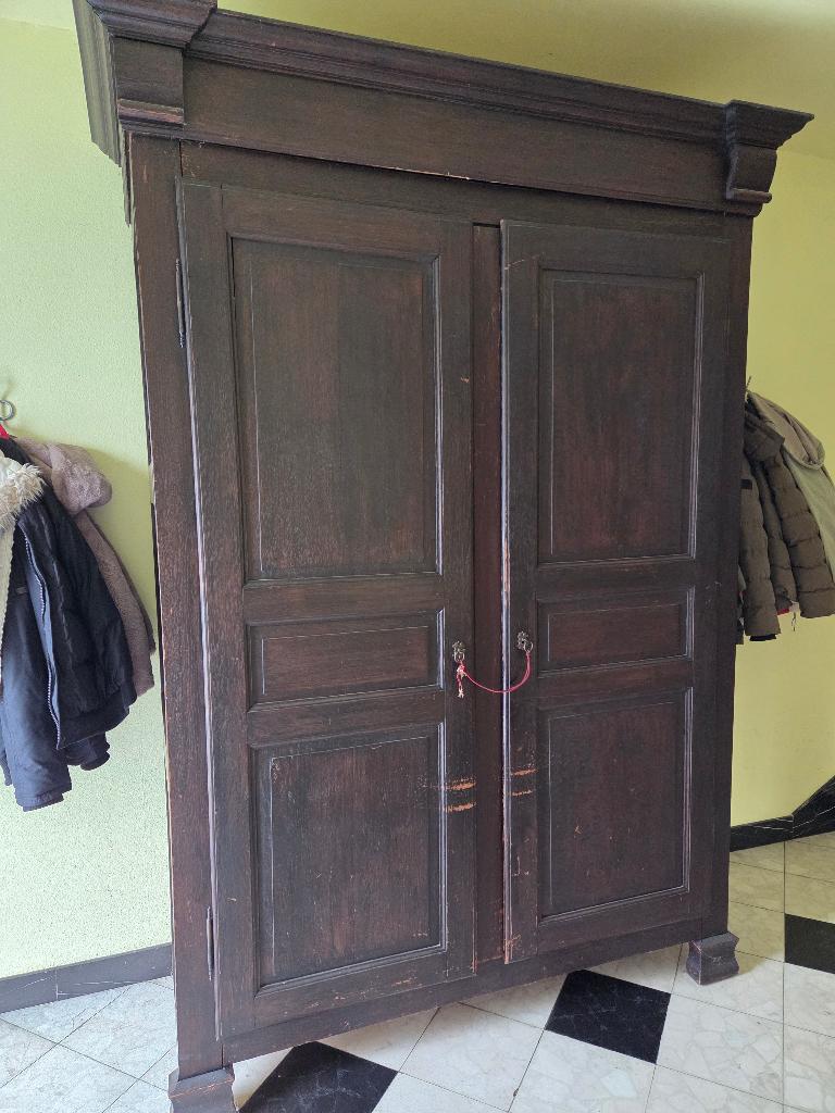 Armoire en chêne, 150 à 200 cm, Utilisé, Avec espace de penderie, Chêne