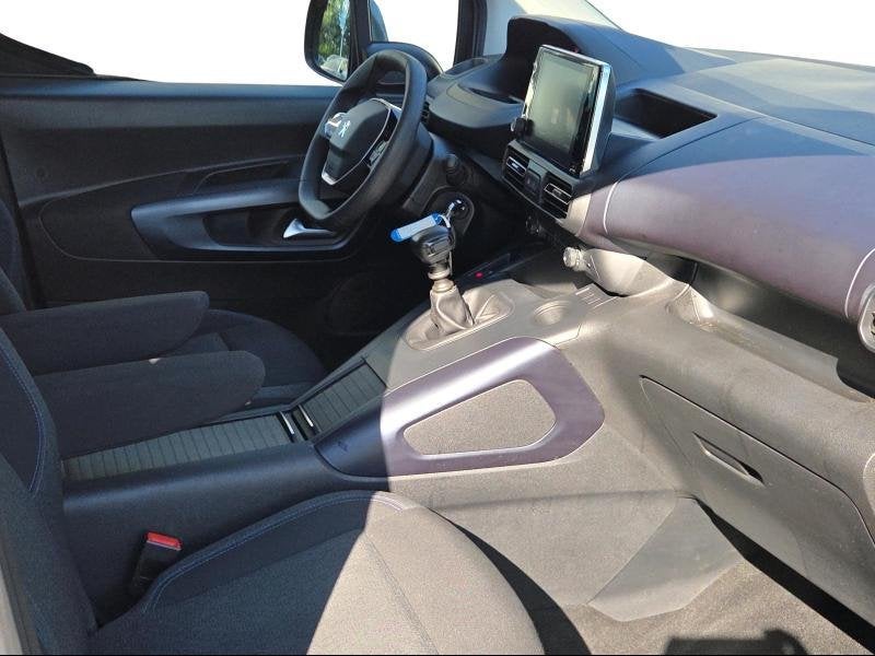 Peugeot Overige modellen Long Allure 7pl -Carplay - Camera -, Autos, Peugeot, Achat, Euro 6, Boîte manuelle, https://public.car-pass.be/vhr/3323debf-0980-4e6f-85ea-432556d84eca
