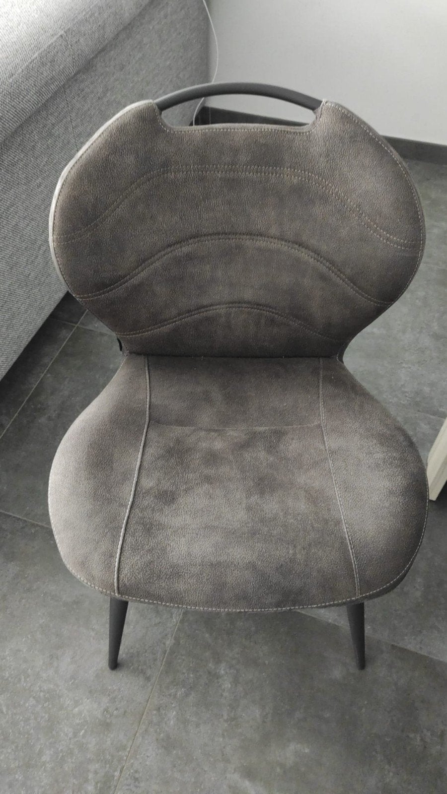 6 stoelen, Ophalen