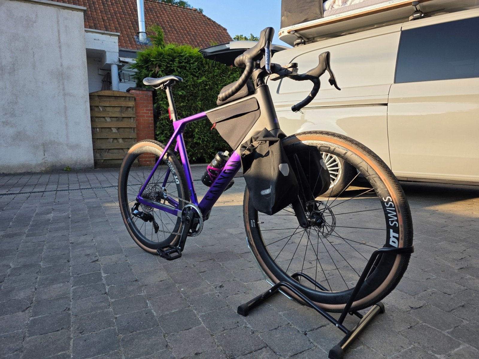 Canyon grail CF slx 9 axs 200 Kms taille L, Vélos & Vélomoteurs, Enlèvement
