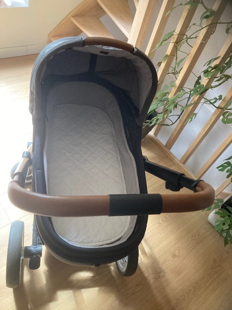 Buggy Mutsi Igo, Enlèvement, Utilisé, Autres marques, Ombrelle
