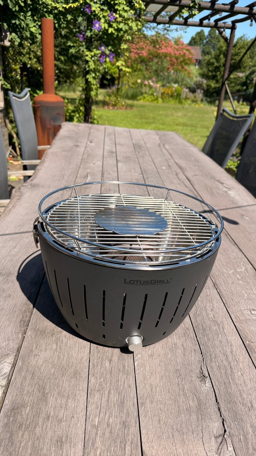LotusGrill Rookvrije tafelbarbecue Incl. stevige draagtas, Tuin en Terras, Ophalen, Zo goed als nieuw