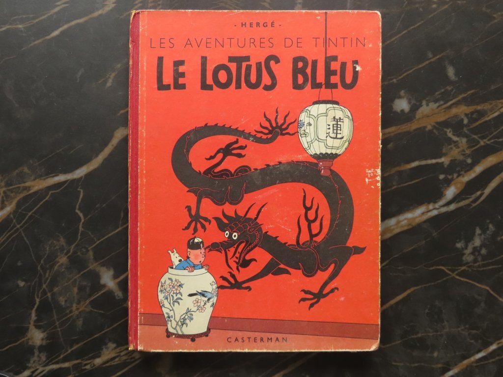 Hergé: Kuifje/Tintin  <Le lotus bleu> 1946 1ste kleurendruk, Boeken, Gelezen, Eén stripboek, Ophalen of Verzenden, Hergé