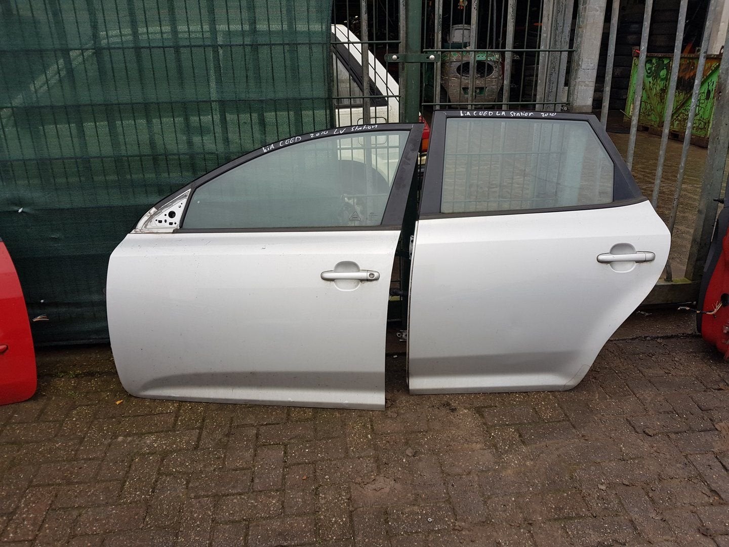 KIA CEED SW  PORTIEREN LV+LA  BJ 2010, -, Utilisé, Porte, -