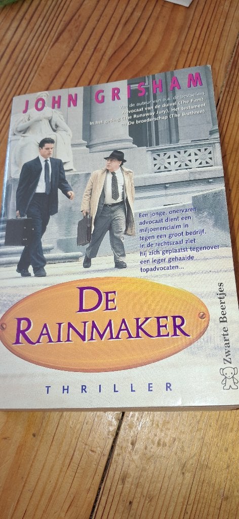 Boek thriller ' De rainmaker ', John Grisham, Amerika, Ophalen, Gelezen