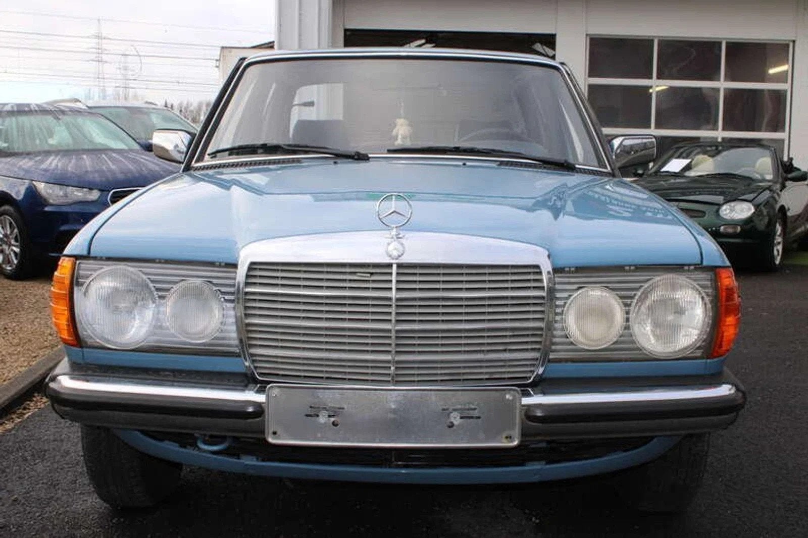 Mercedes-Benz 200-serie 200 NIEUWSTAAT BOVEN EN ONDER!, foto 10